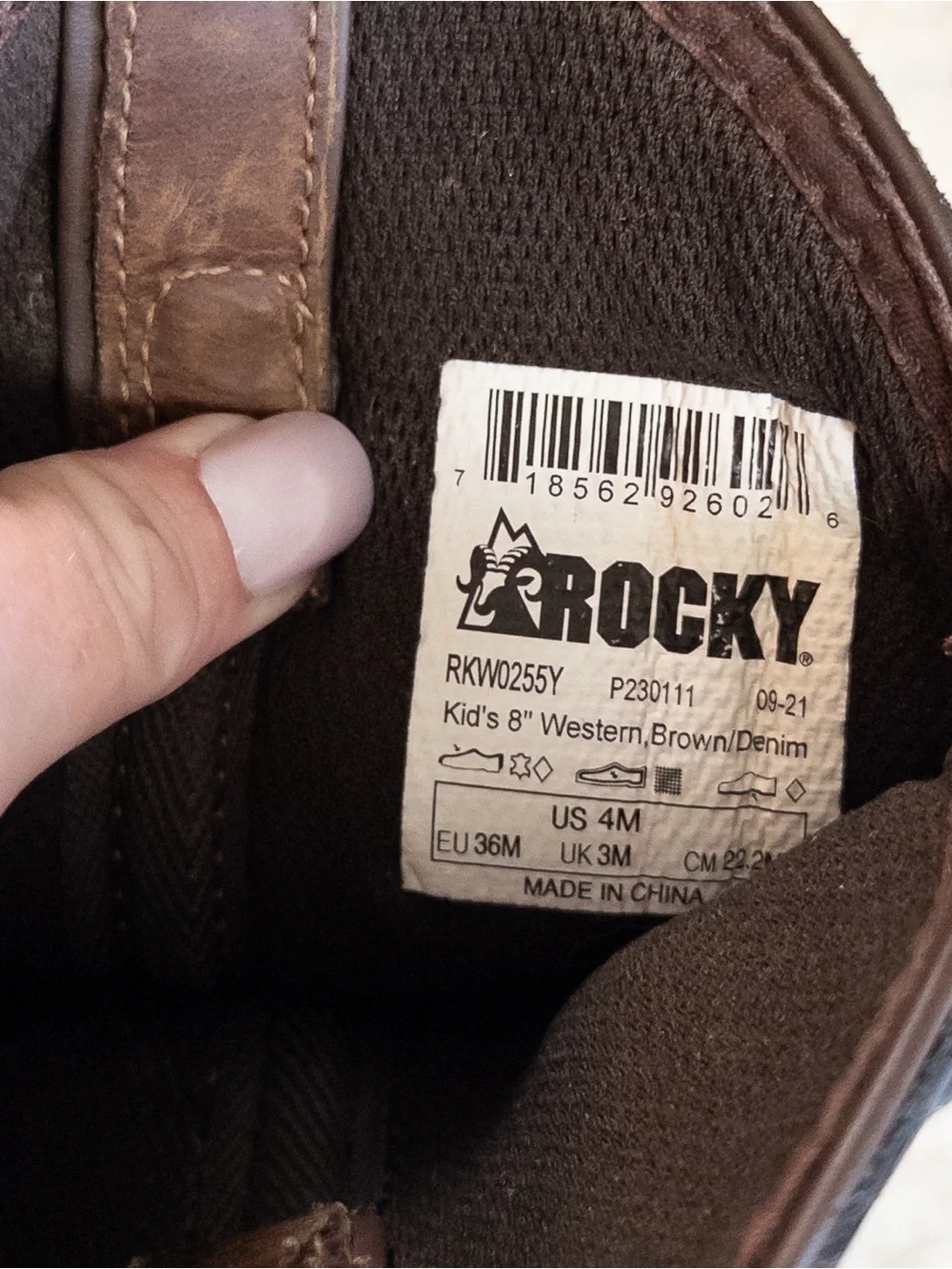 Rocky Boys Western Cowboy Boots Brown Leather Size 4 Durable Square Toe